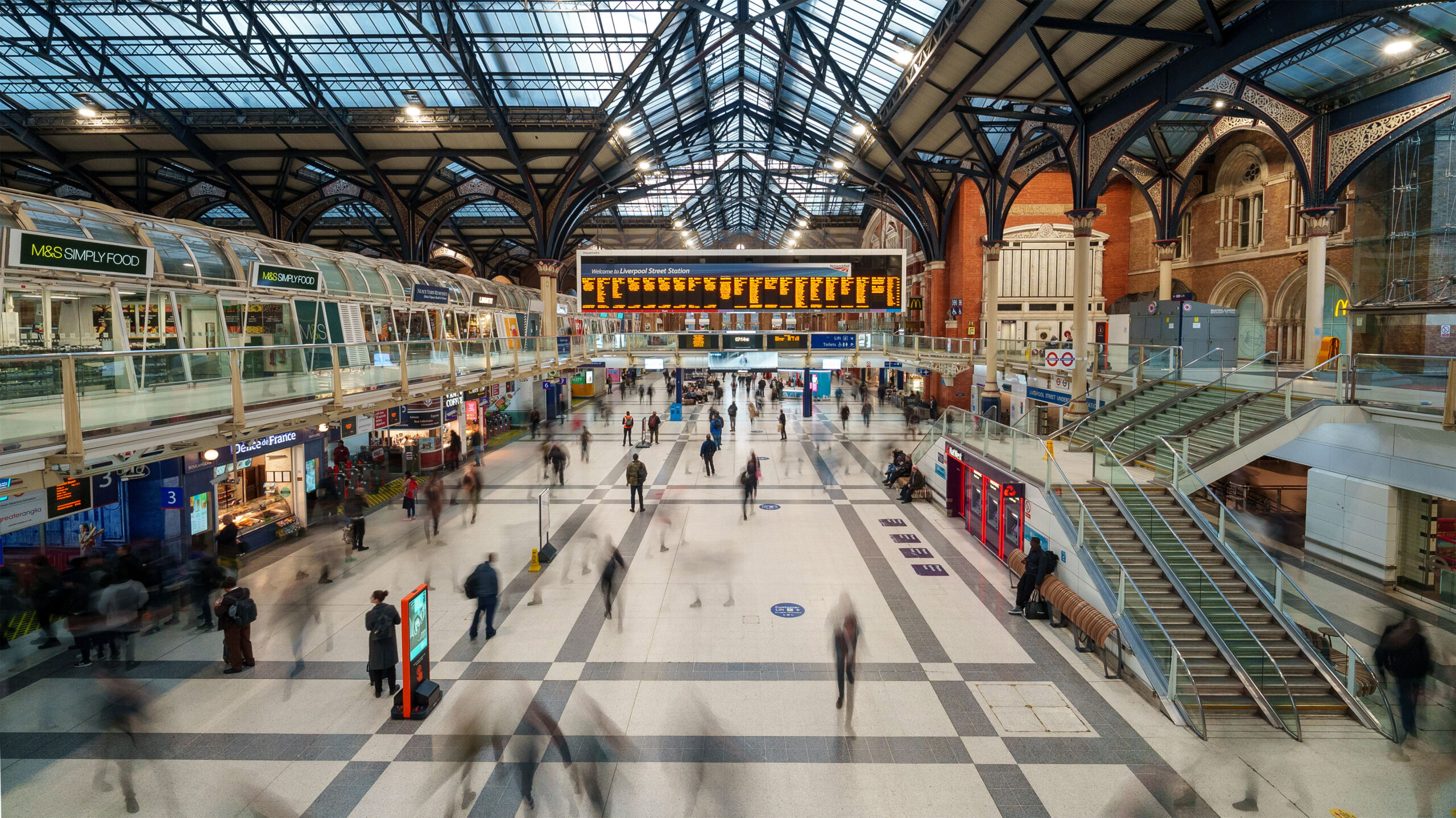 Liverpool Street Station - Matt Mead